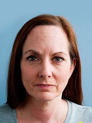 La piel de Joanna antes de usar la crema Eudalie le dio su edad